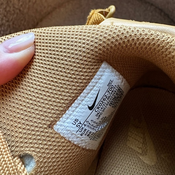 Nike Air Force 1 High LV8 3 GS 'Wheat' - Picture 4 of 5